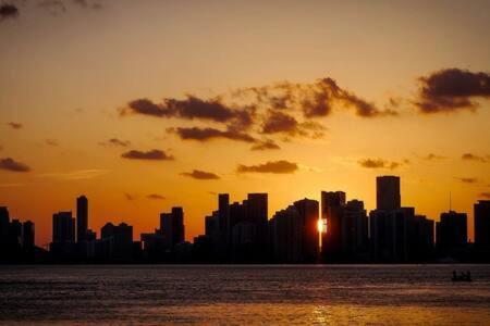 Heart Of Downtown Miami Studio Pool & Gymアパートメント エクステリア 写真